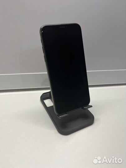 iPhone X, 64 ГБ