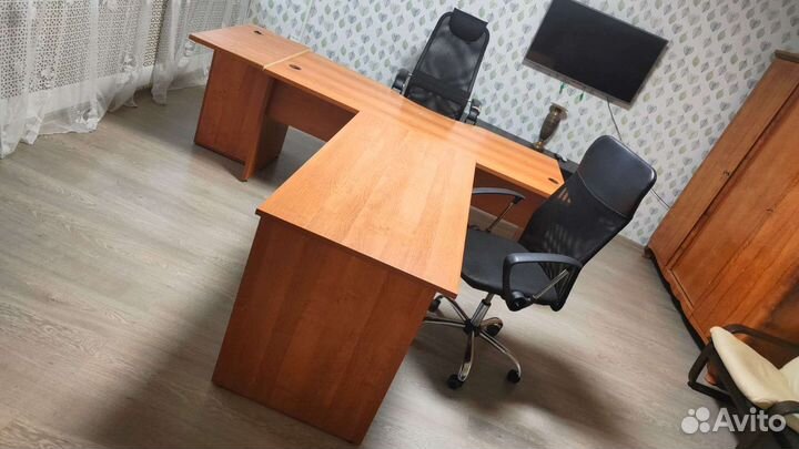 Офисная мебель бу