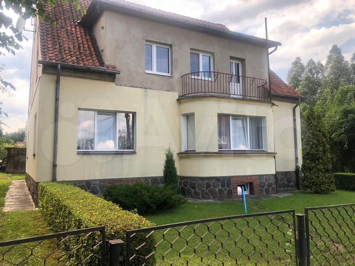 Дом 212,9 м² на участке 8 сот.