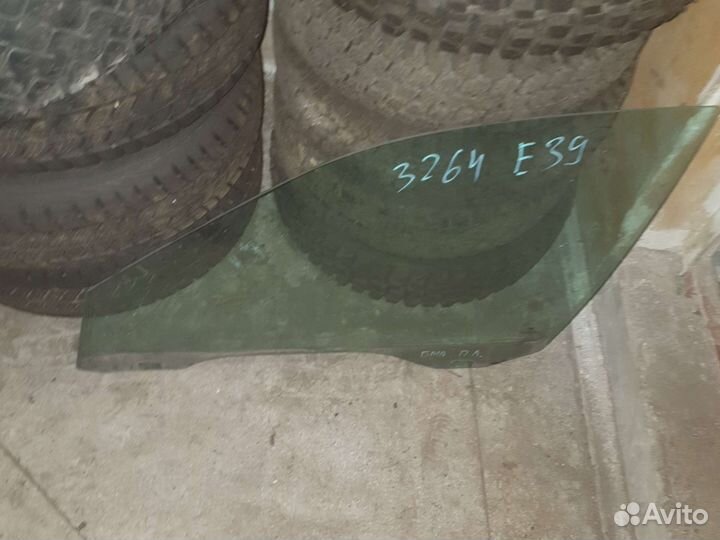 Стекло двери передней бмв Е39