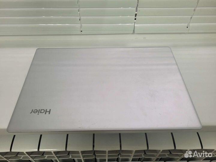 Ноутбук Haier U1520SM