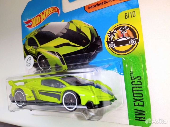 Hot wheels Lamborghini Veneno модель 1:64