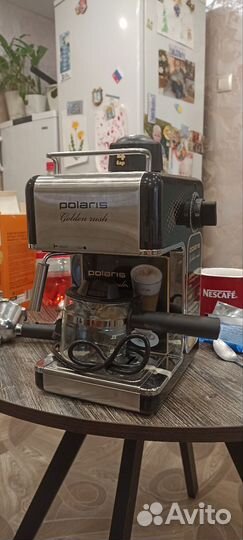 Кофеварка эспрессо электрическая polaris PCM 4006A