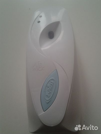 Автоматический распылитель освежителя воздуха