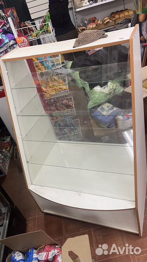 Ветрина полка стекло