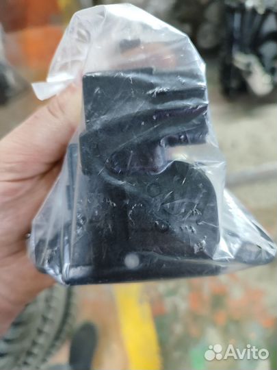 Замок багажника