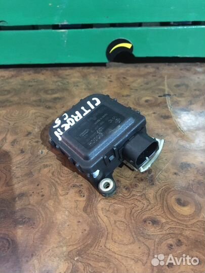 Моторчик заслонки печки Citroen C5