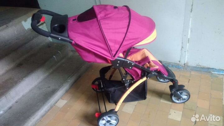 Прогулочная коляска бу