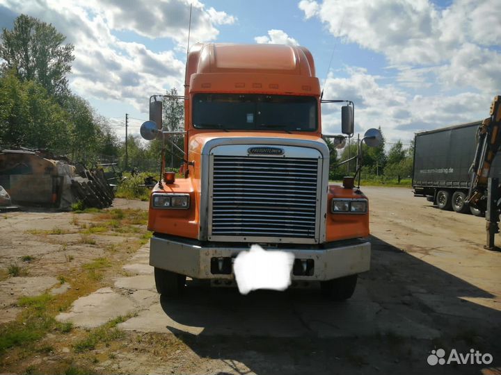 Freightliner FLD, 2004