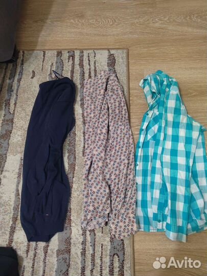 Отдам женские вещи