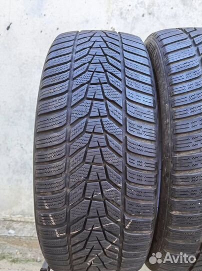 Hankook Winter I'Cept Evo 3 W330 235/45 R19 99V