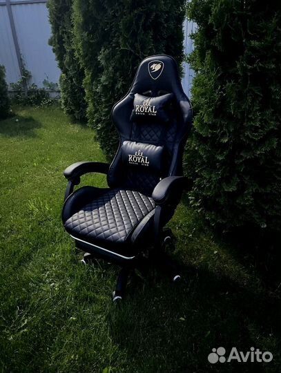 Компьютерное кресло с массажем