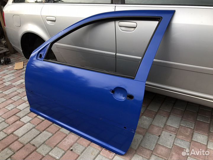 Дверь передняя левая Фольксваген Гольф 4