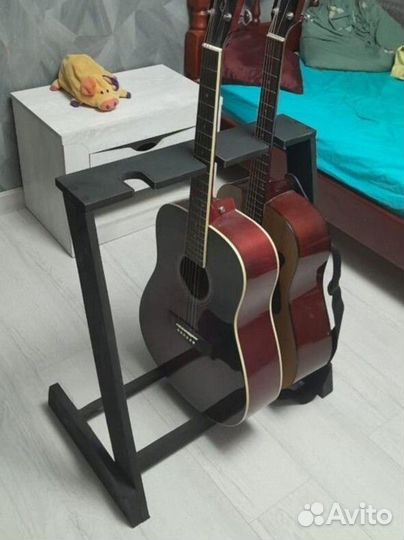 Стойка для гитар