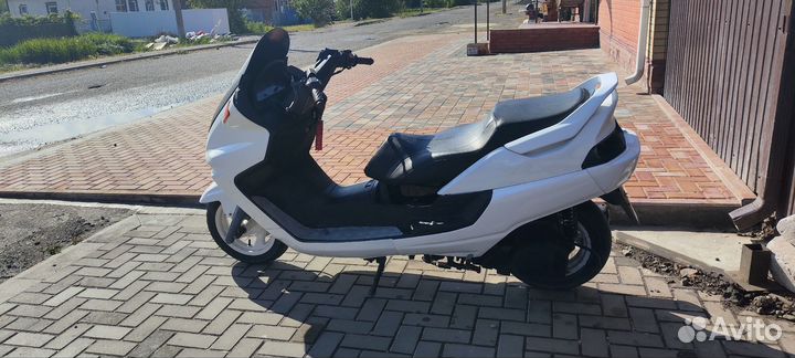 Yamaha Majesty 250