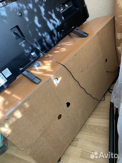 Тумба под телевизор