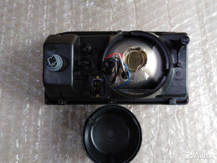 Фара левая Лада 2105 1979 - 2012
