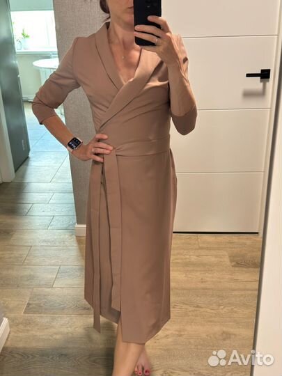 Платье бежевое на запах хлопок-вискоза 42