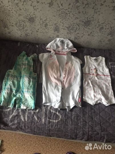 Продам пакетом детские вещи