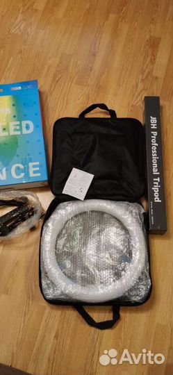 Кольцевая лампа со штативом