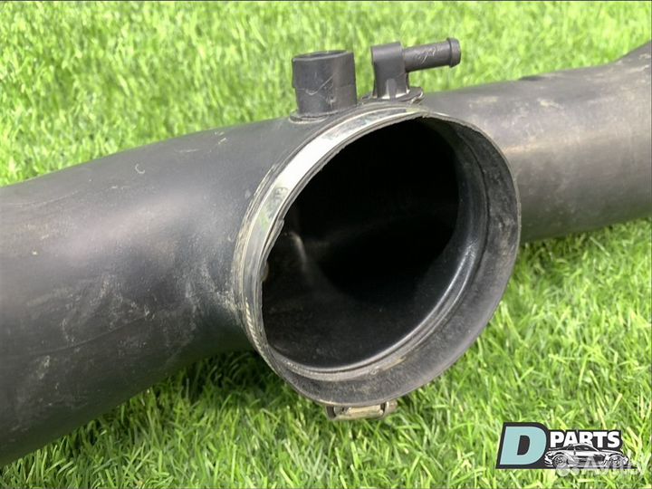 Патрубок воздухозаборника Audi Q7 4L BAR 4.2