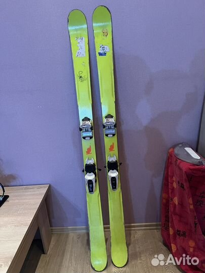 Горные лыжи с ботинками