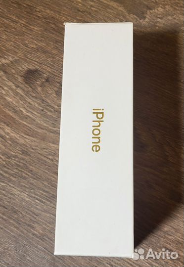 Коробка и Наушники iPhone 11