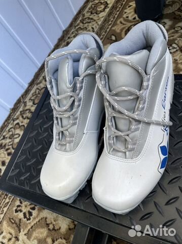 Ботинки для беговых лыж