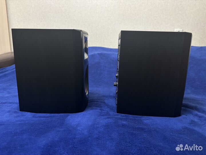 Студийные мониторы JBL 305P mkii (пара) + стойки