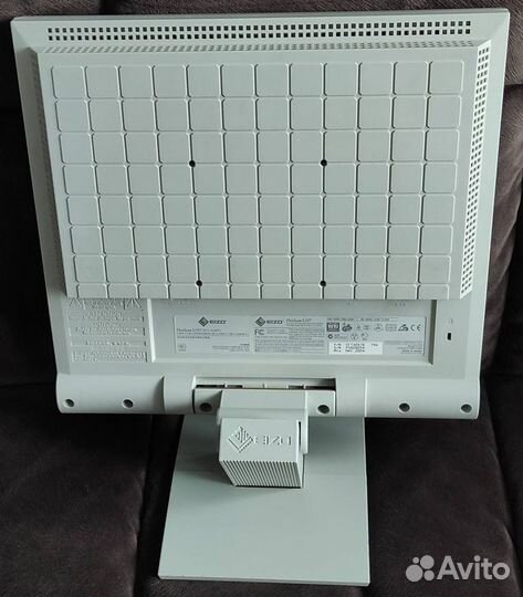 Монитор Eizo FlexScan L557 17