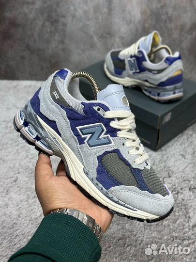 Кроссовки New Balance 2002R (36-40)