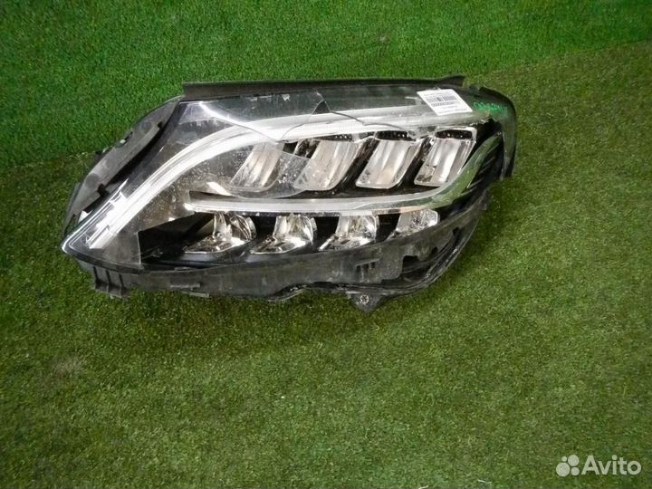 Фара левая Mercedes-Benz C-Class