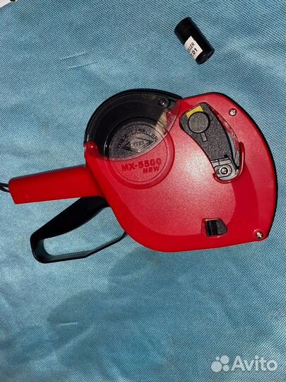 Этикет пистолет