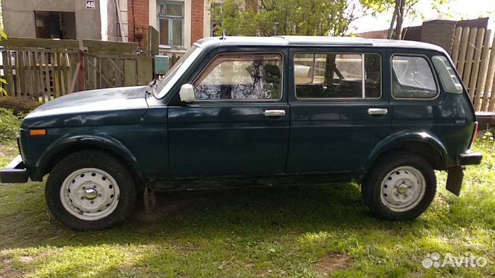 LADA 4x4 (Нива) 1.7 МТ, 2001, 200 200 км