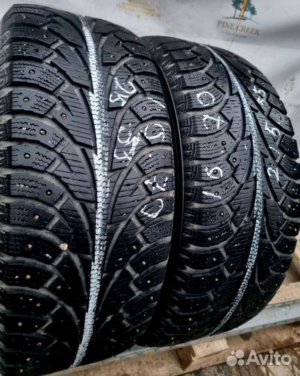 Hankook Winter I'Pike W409 215/55 R16 97T