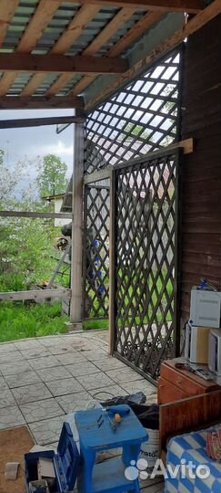 Шпалера деревянная