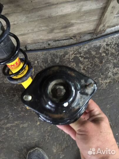 Стойки nissan cube / micra