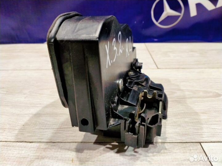 Замок двери задний левый Bmw X3 E83 M54B25 01/2006