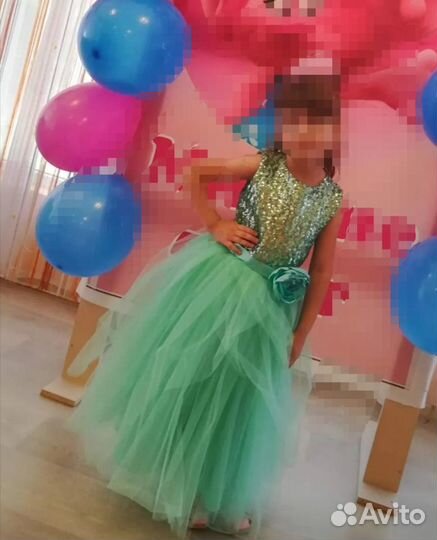 Вечернее платье