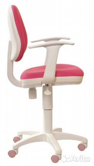 Кресло Бюрократ Белло розовый цвет б/у