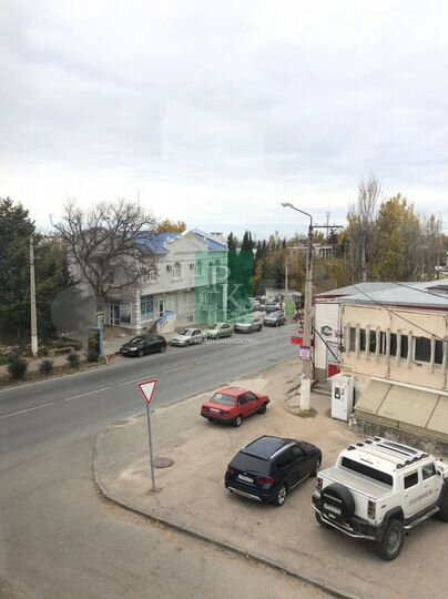 Торговое помещение 40 м² на первой линии Хрусталев