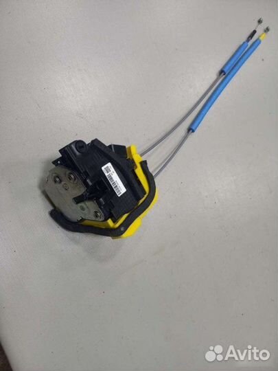 Замок двери задний правый Hyundai Solaris седан