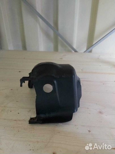 Щиток подвески колеса Bmw 5 E60 N52B25 2005