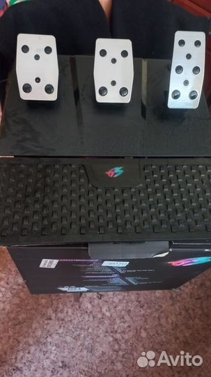 Игровой руль с 3 педалями dexp Wheelman Pro GT