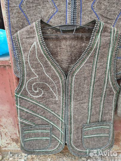 Войлочные безрукавки,сидушки,шапки для бани