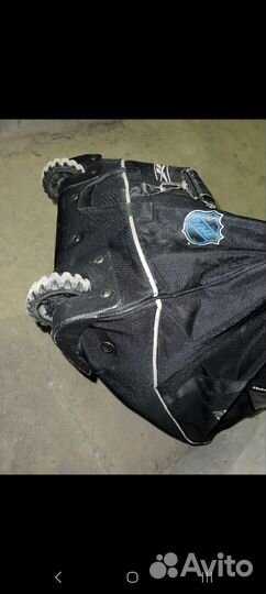 Хоккейный баул на колесах взрослый