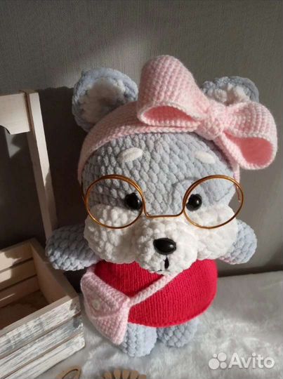 Собачка плюшевая