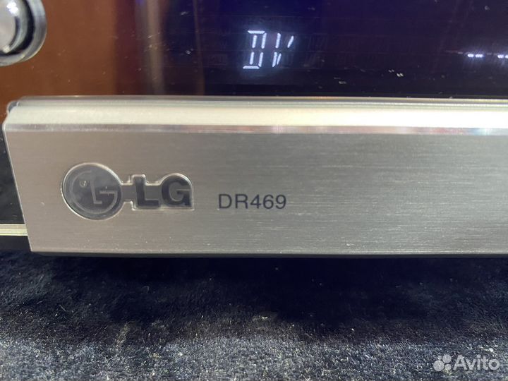 Dvd проигрыватель с функцией записи LG DR-469