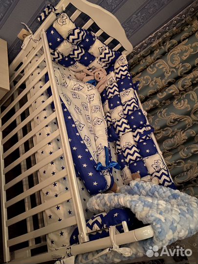 Комплект в детскую кроватку
