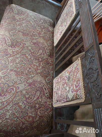 Диванчик русский модерн